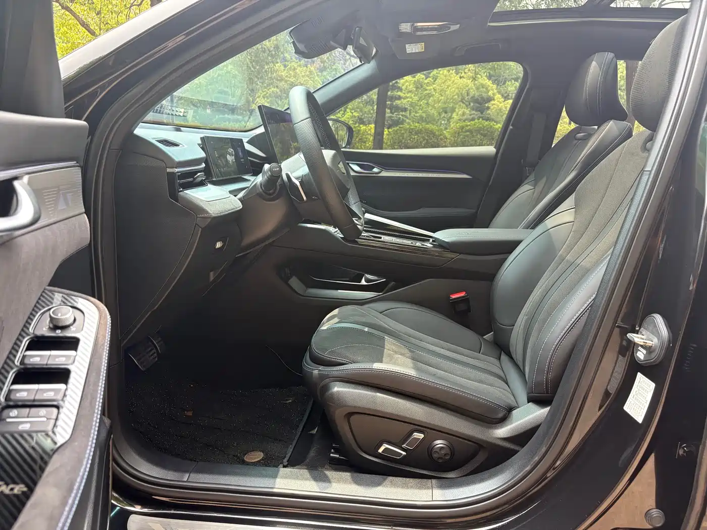 GEELY AUTOMOBILE XINGRUI