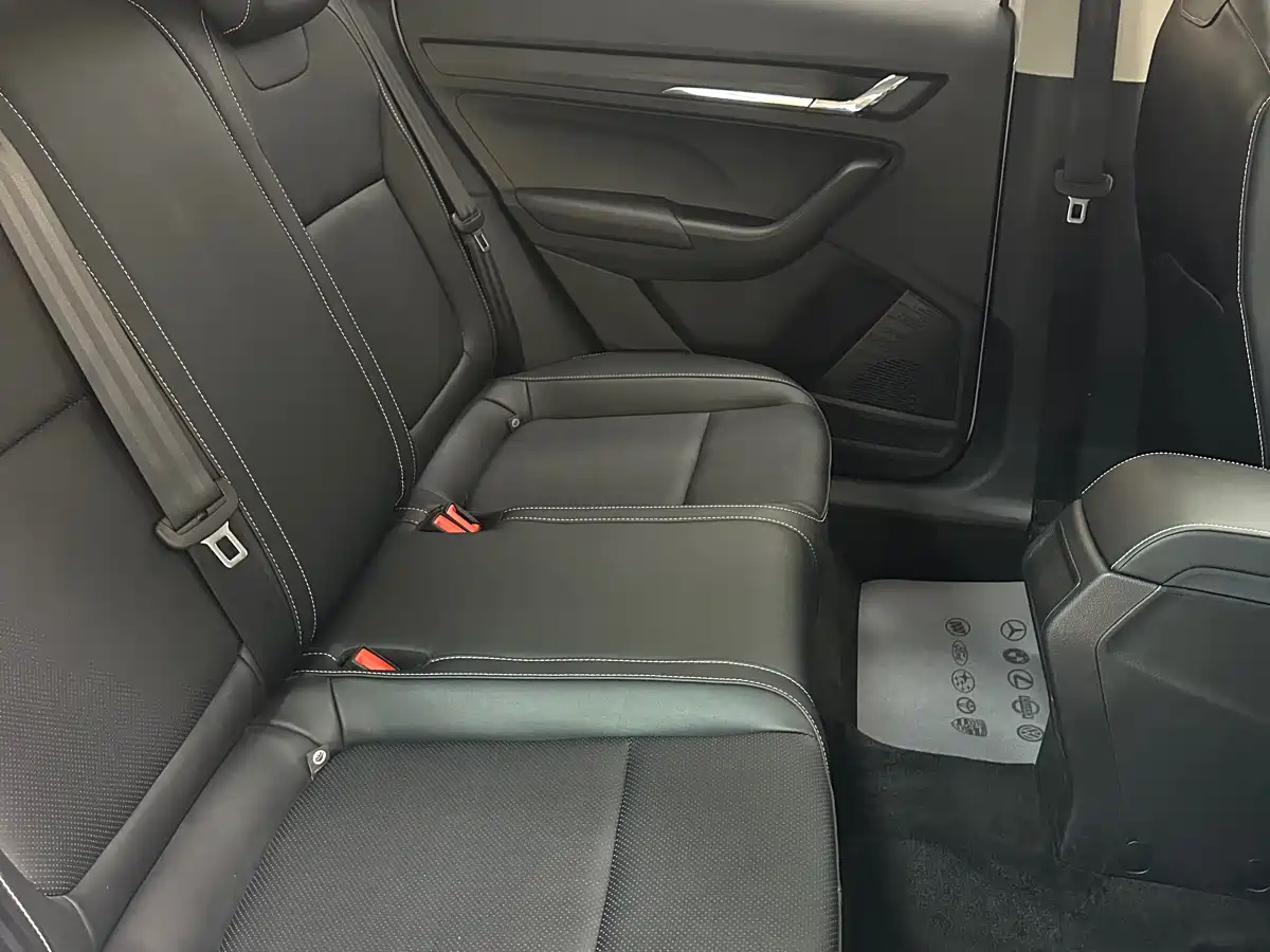 Škoda Kamiq 2024 Model 1.5L Automatic Comfort Edition фото 10