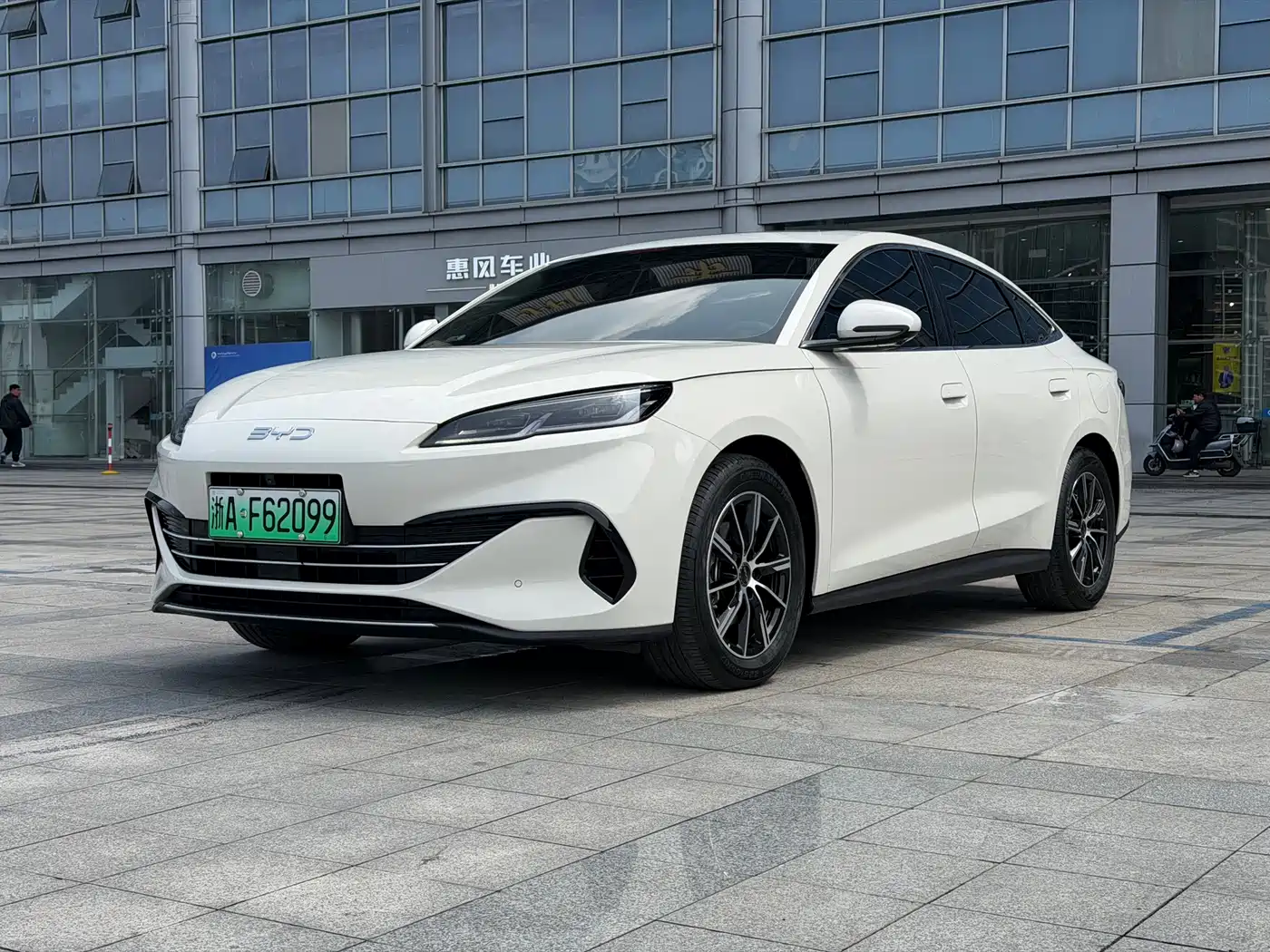 BYD SEAL 06 NEW ENERGY