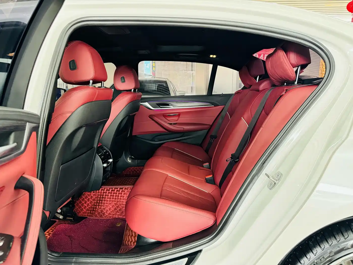 Фото 6 - BMW 5 Series