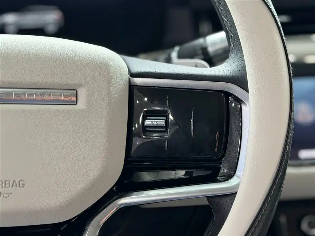 Land Rover Range Rover Evoque 2021 Range Rover Evoque L 249PS R-Dynamic S Performance Edition фото 20