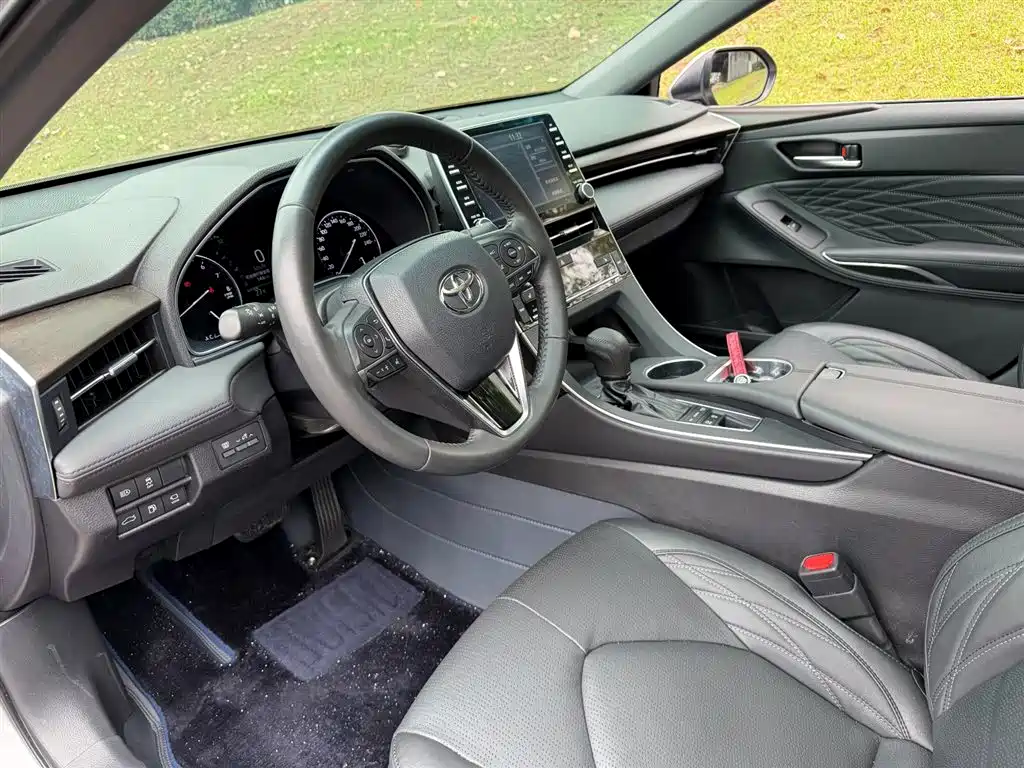 Toyota Avalon 2019 2.5L Touring Premium Edition China VI фото 7