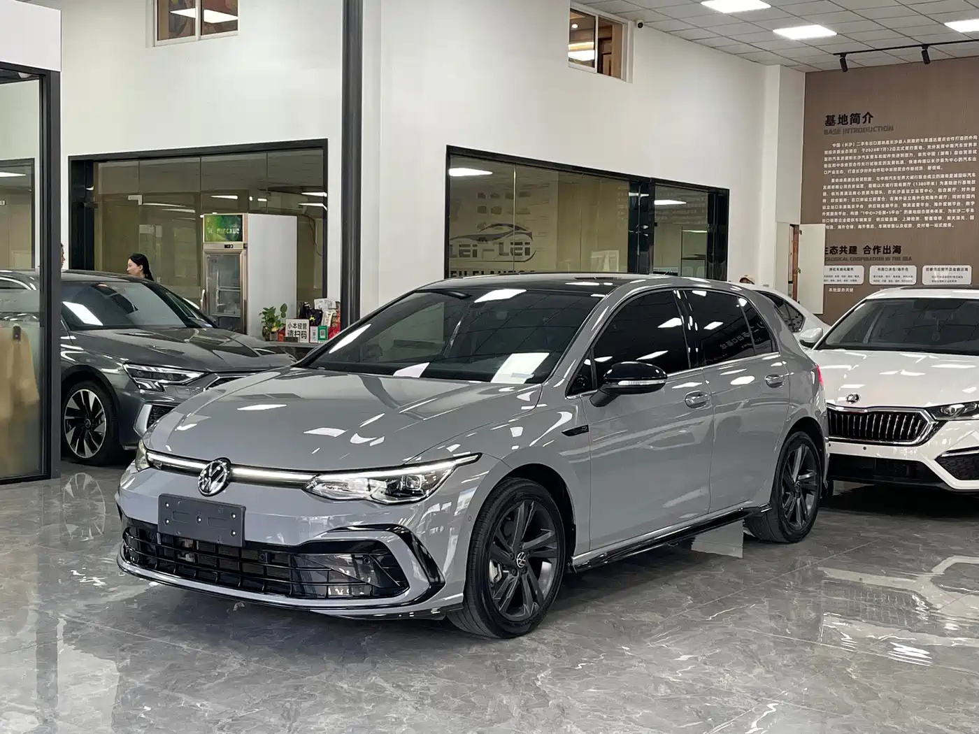 Volkswagen Golf 2023 280TSI DSG R-Line Lite
