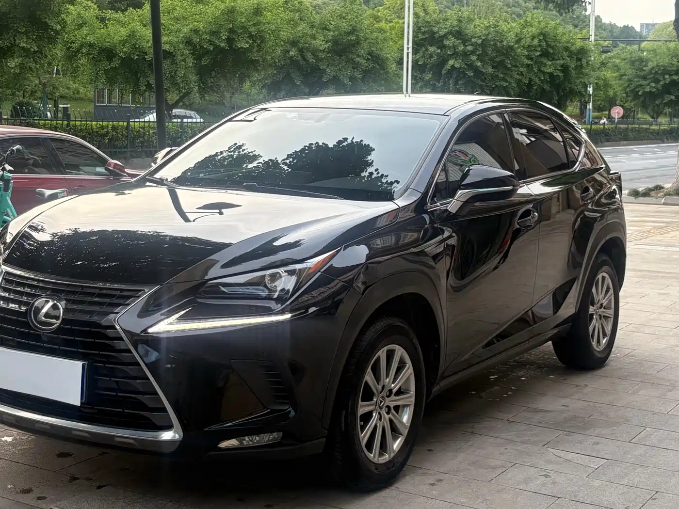 Lexus NX 2020 200 FWD Sharp Edition China VI