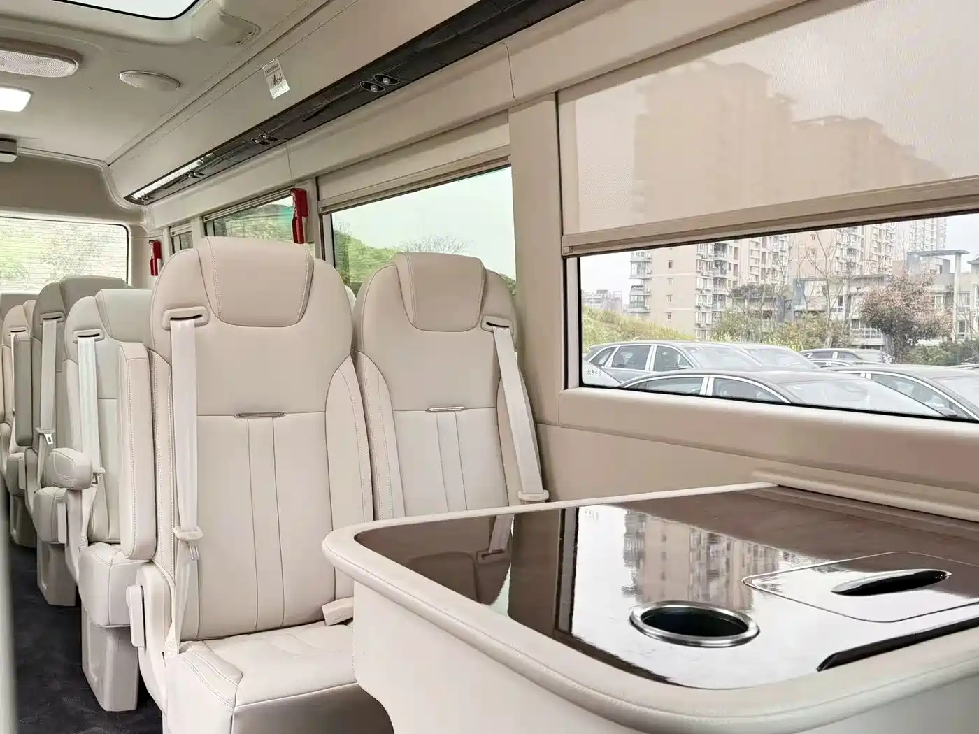 Hongqi Guoyue 2024 3.0T Flagship Edition 17-seater фото 9