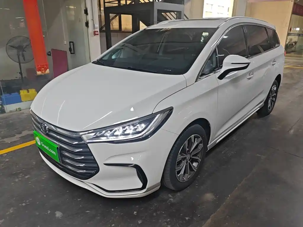 2022 BYD Song MAX