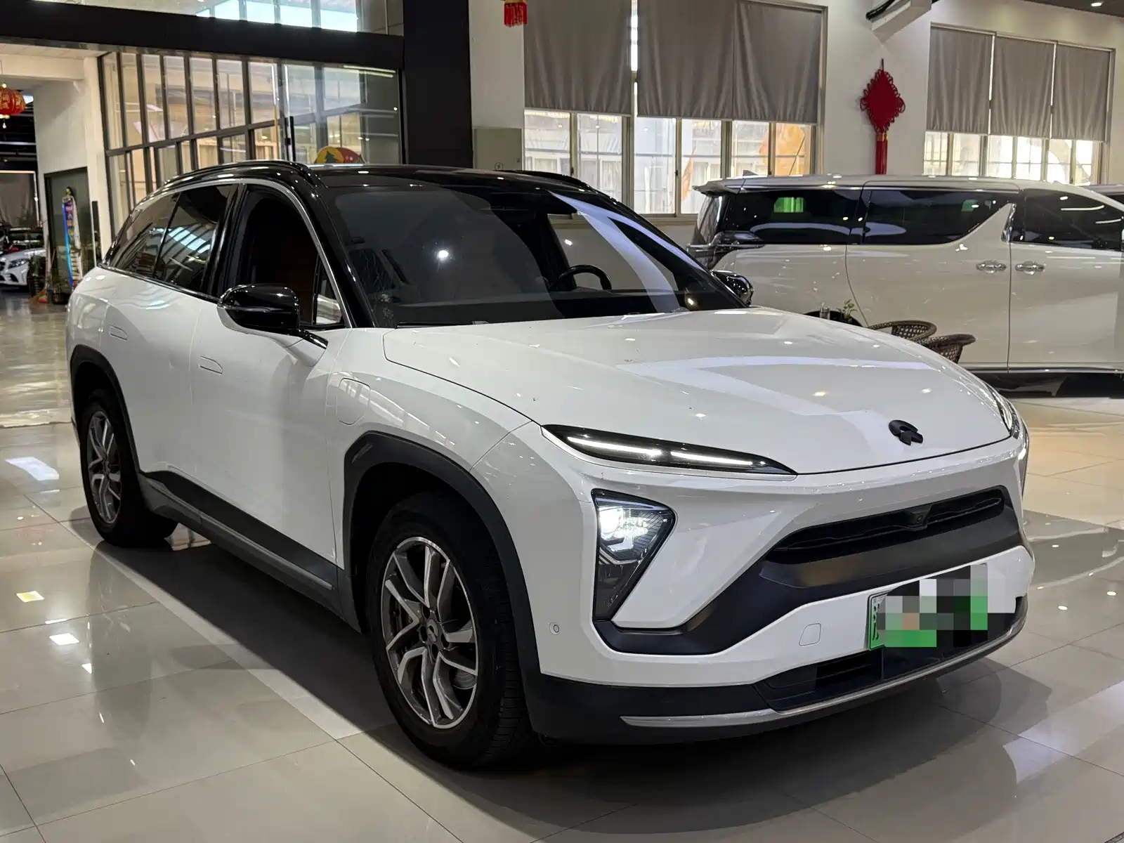 Фото 10 - NIO ES6