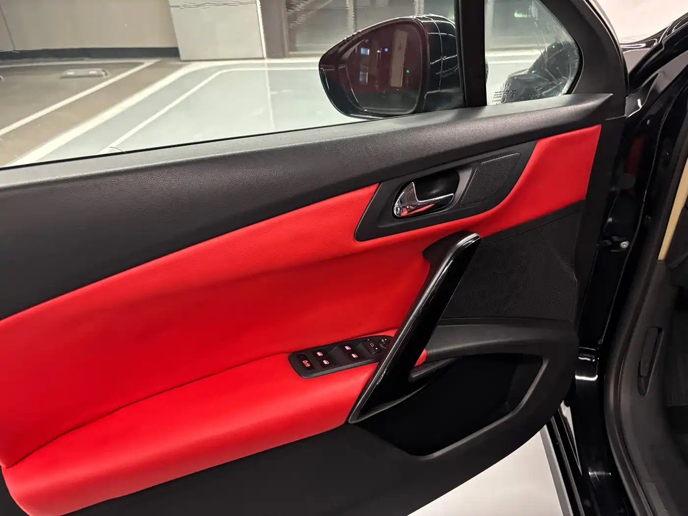 Peugeot 508 2015 2.0L Automatic Zhiyi Edition фото 14