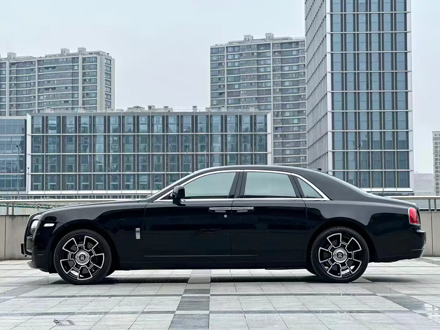 Rolls-Royce Ghost 2010 2010 Model 6.6T Standard