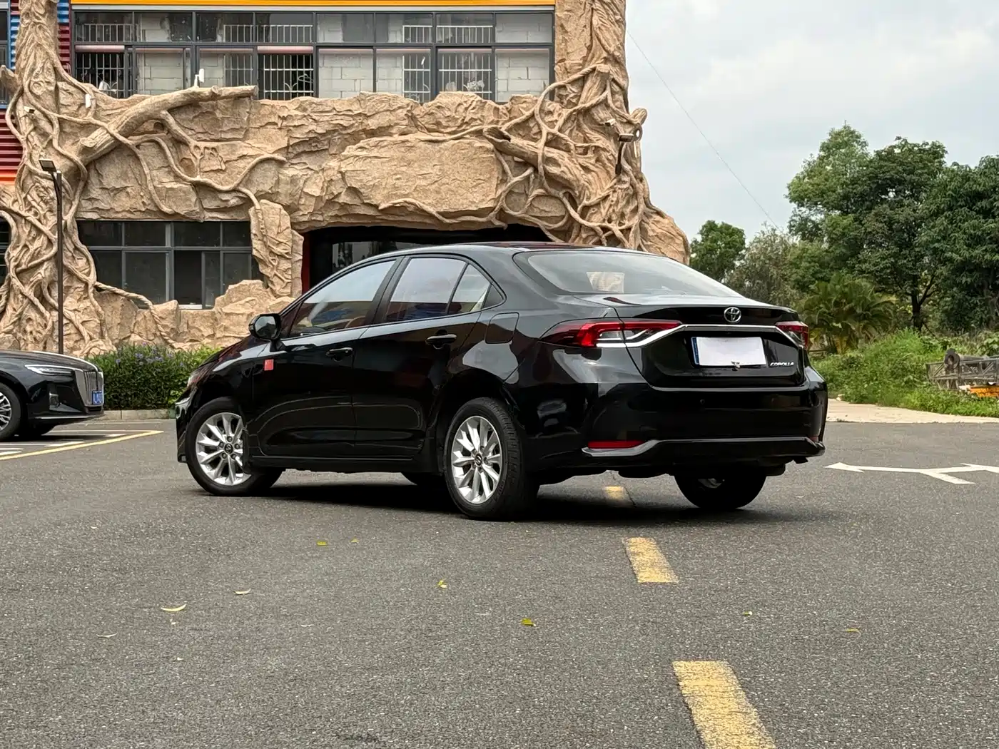 Toyota Corolla 2021 1.2T S-CVT Sport Edition фото 3