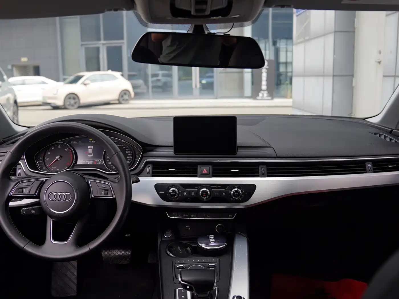 Audi A4L 2019 40 TFSI Progressive (China V) фото 5