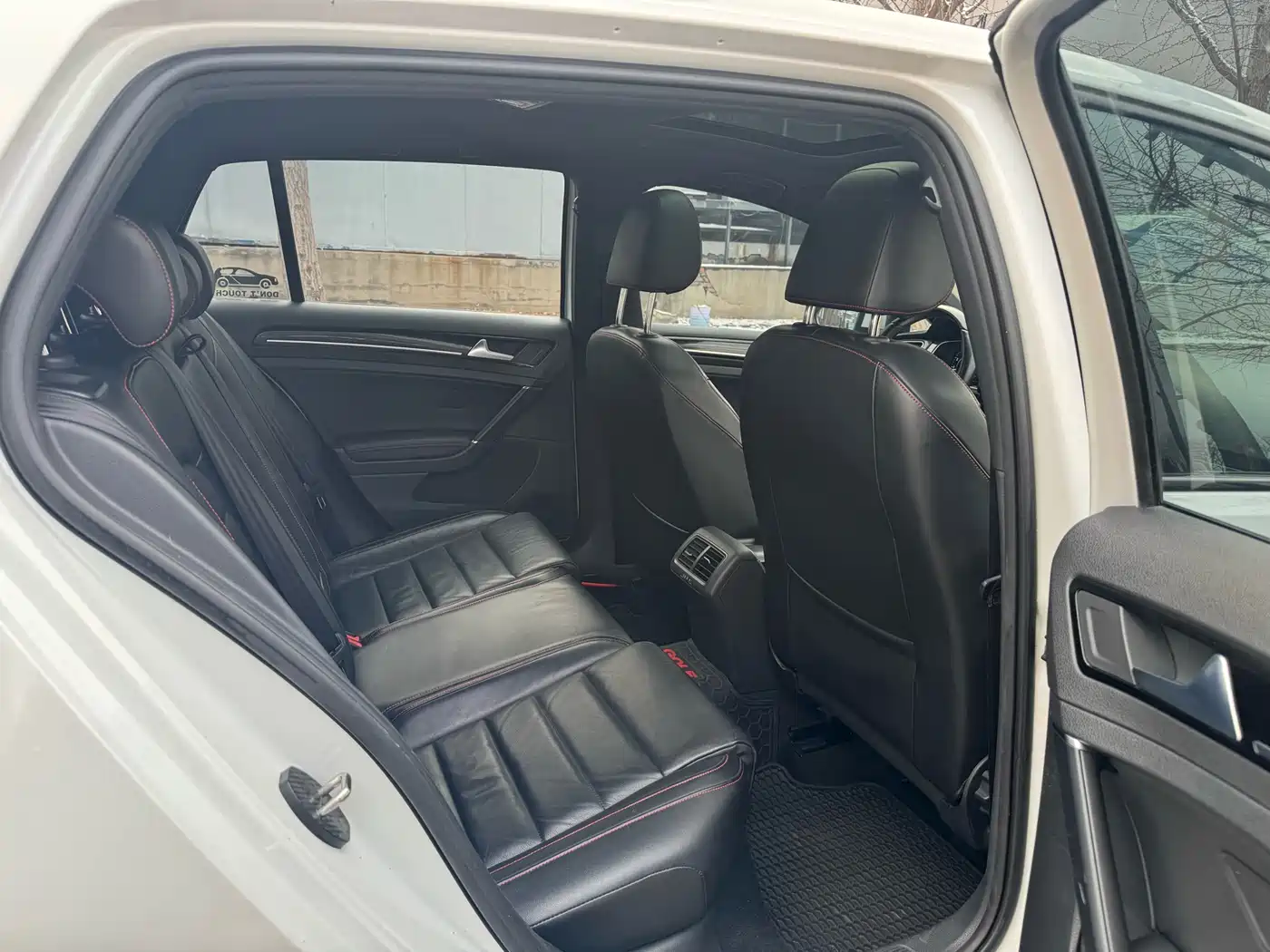 Volkswagen Golf GTI 2016 2.0TSI GTI фото 21