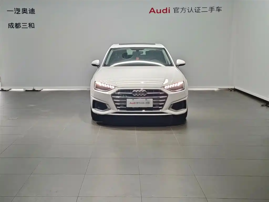 Audi A4L 2020 40 TFSI Luxury Elegance фото 2