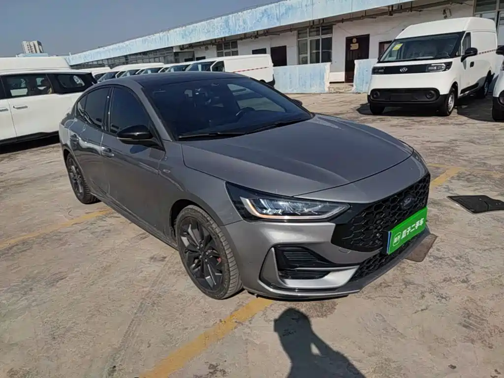 Photo 4 - Ford Focus
