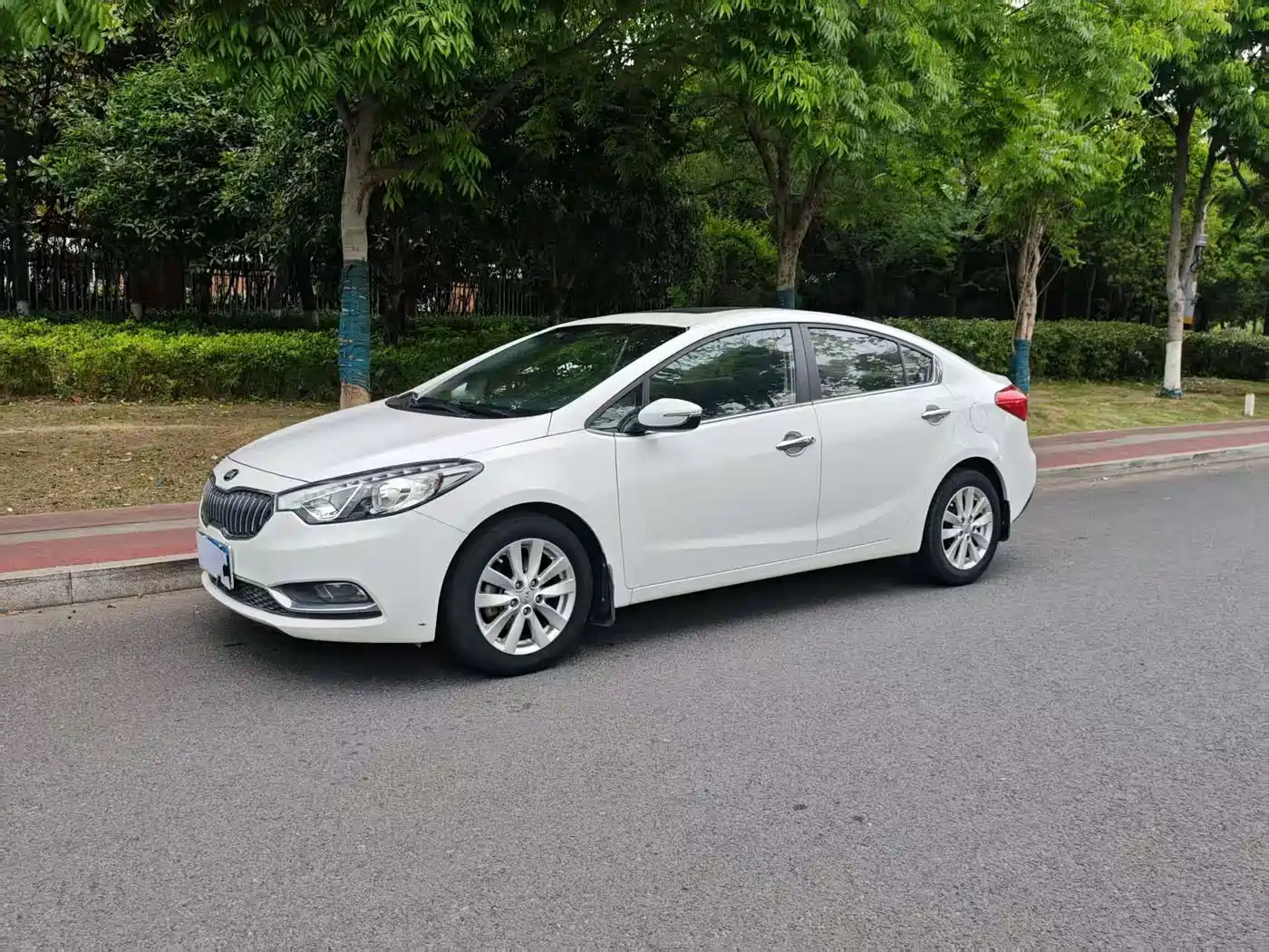 Kia K3 2013 1.6L Automatic GLS