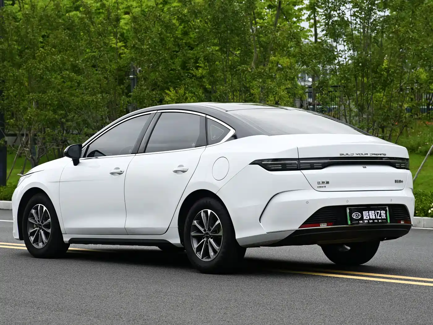 BYD Destroyer 05 2024 DM-i 55KM Pilot Glory Edition фото 16