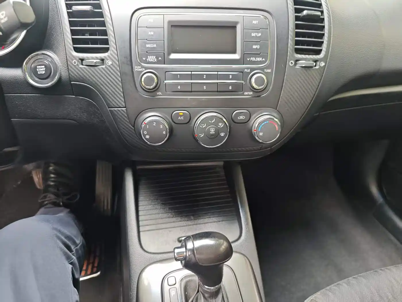 Kia K3 2013 1.6L Automatic GLS фото 15