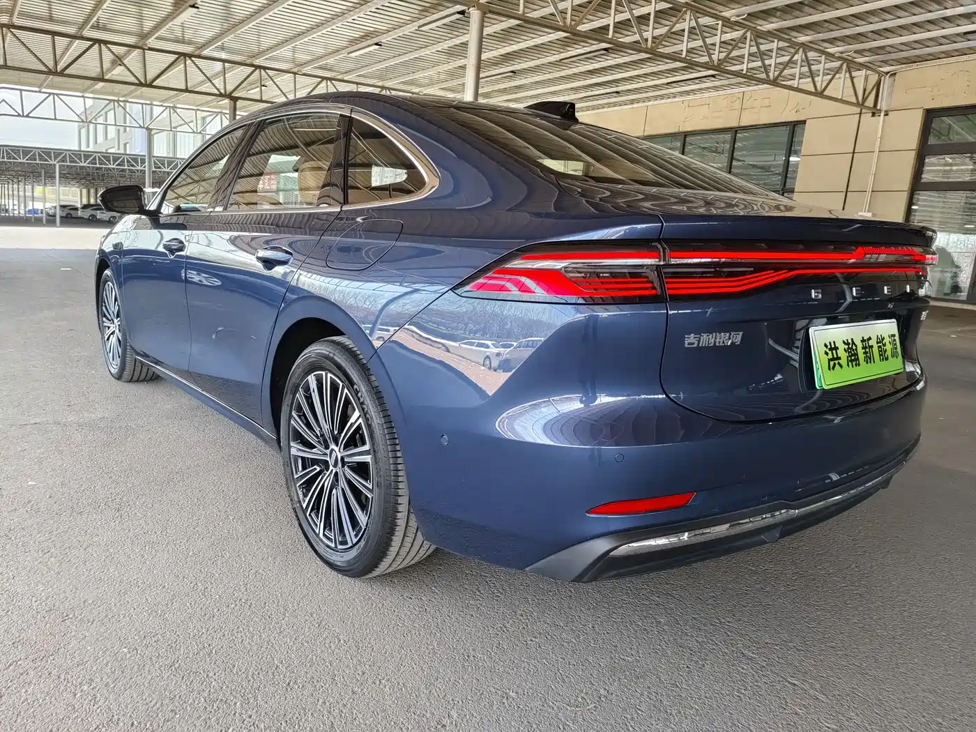 Geely Galaxy Galaxy A7 2025 EM-i фото 6