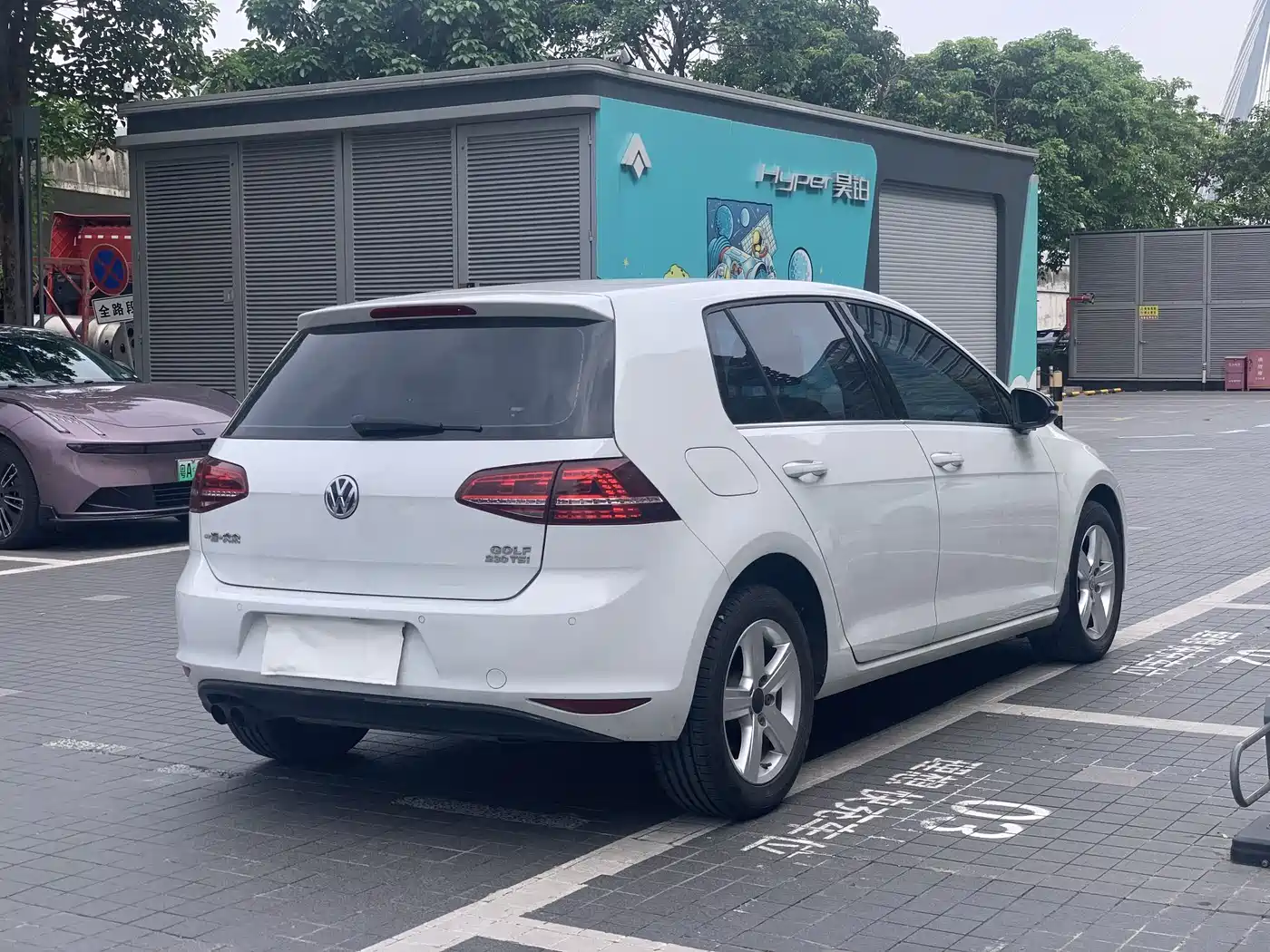 Volkswagen Golf 2016 230TSI Automatic Comfort фото 3