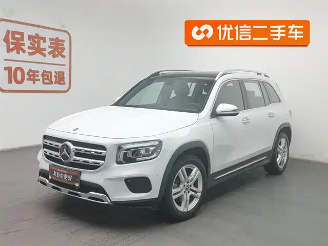MERCEDES-BENZ GLB