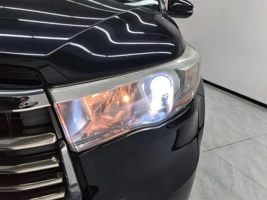 Toyota Highlander 2017 2.0T 4WD Elite 7-Seater фото 5