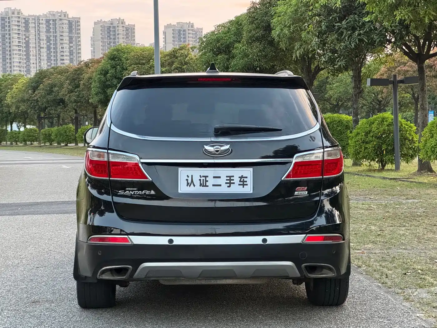 Hyundai Grand Santa Fe 2014 2013 3.0L 7-Seater 4WD Luxury Edition