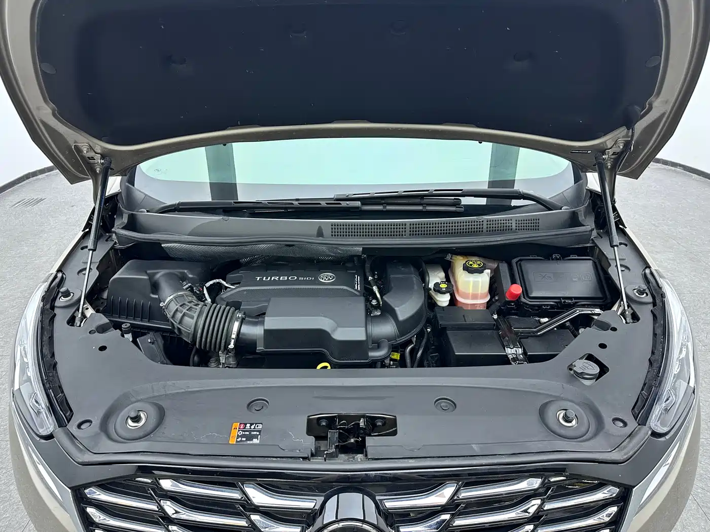 Buick GL8 2023 ES Landmaster Exclusive фото 9