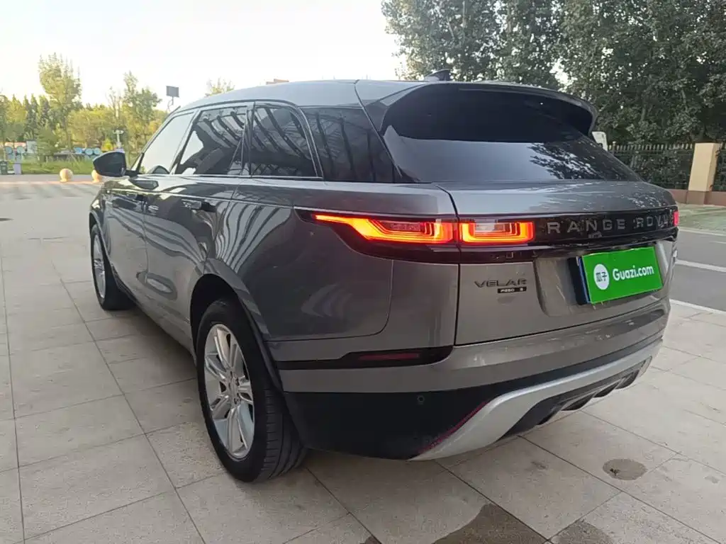 Фото 5 - Land Rover Range Rover Velar