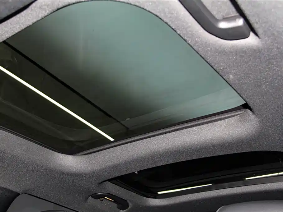 Mercedes-Benz GLB 2024 GLB 200 Dynamic фото 31