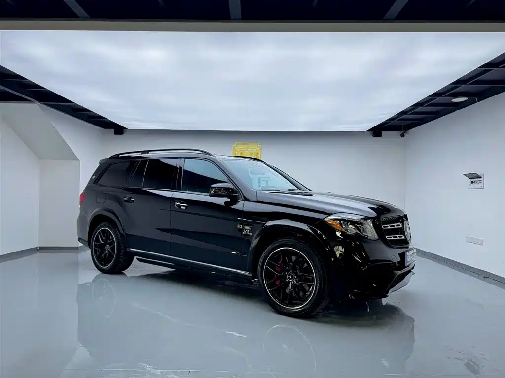 Mercedes-Benz GLS AMG 2017 AMG GLS 63 4MATIC фото 3