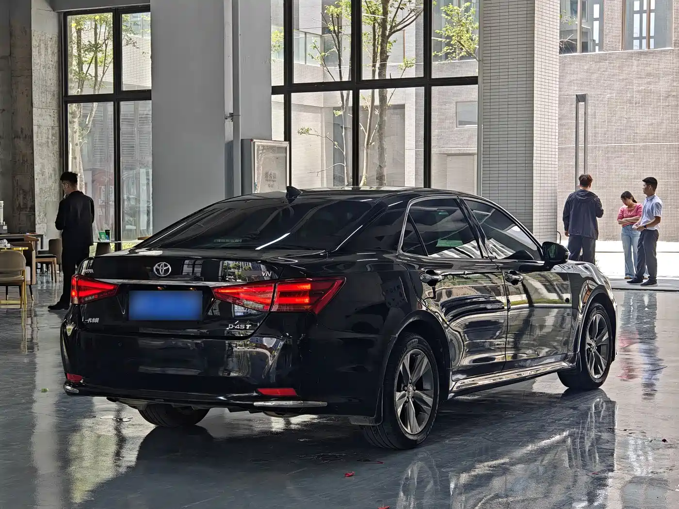 Toyota Crown 2015 2.0T Fashion фото 9