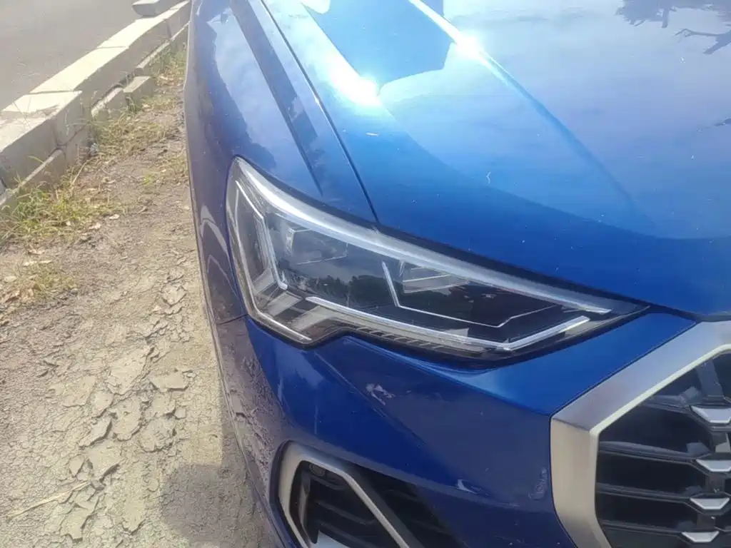 Фото 11 - Audi Q3