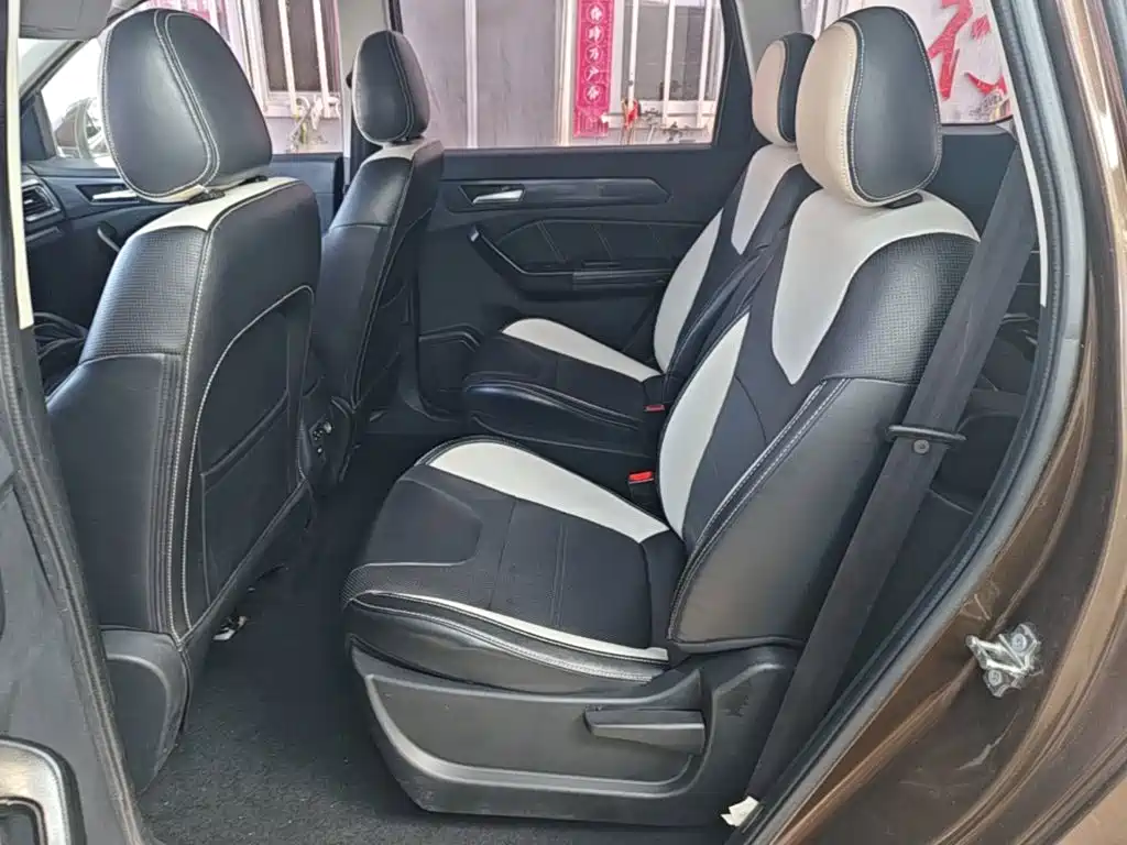 BAIC Weiwang BAW Weiwang M60 2018 2017 1.5L Manual Platinum Edition