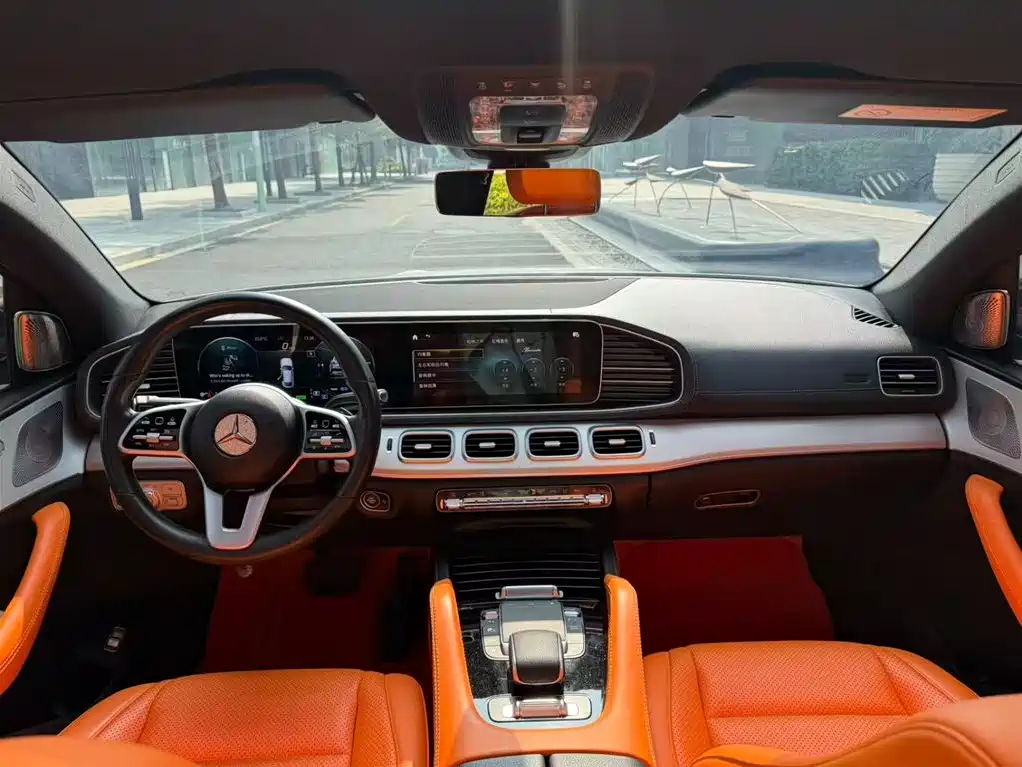 Mercedes-Benz GLE Coupe 2020 GLE 450 4MATIC Coupe SUV Fashion фото 5