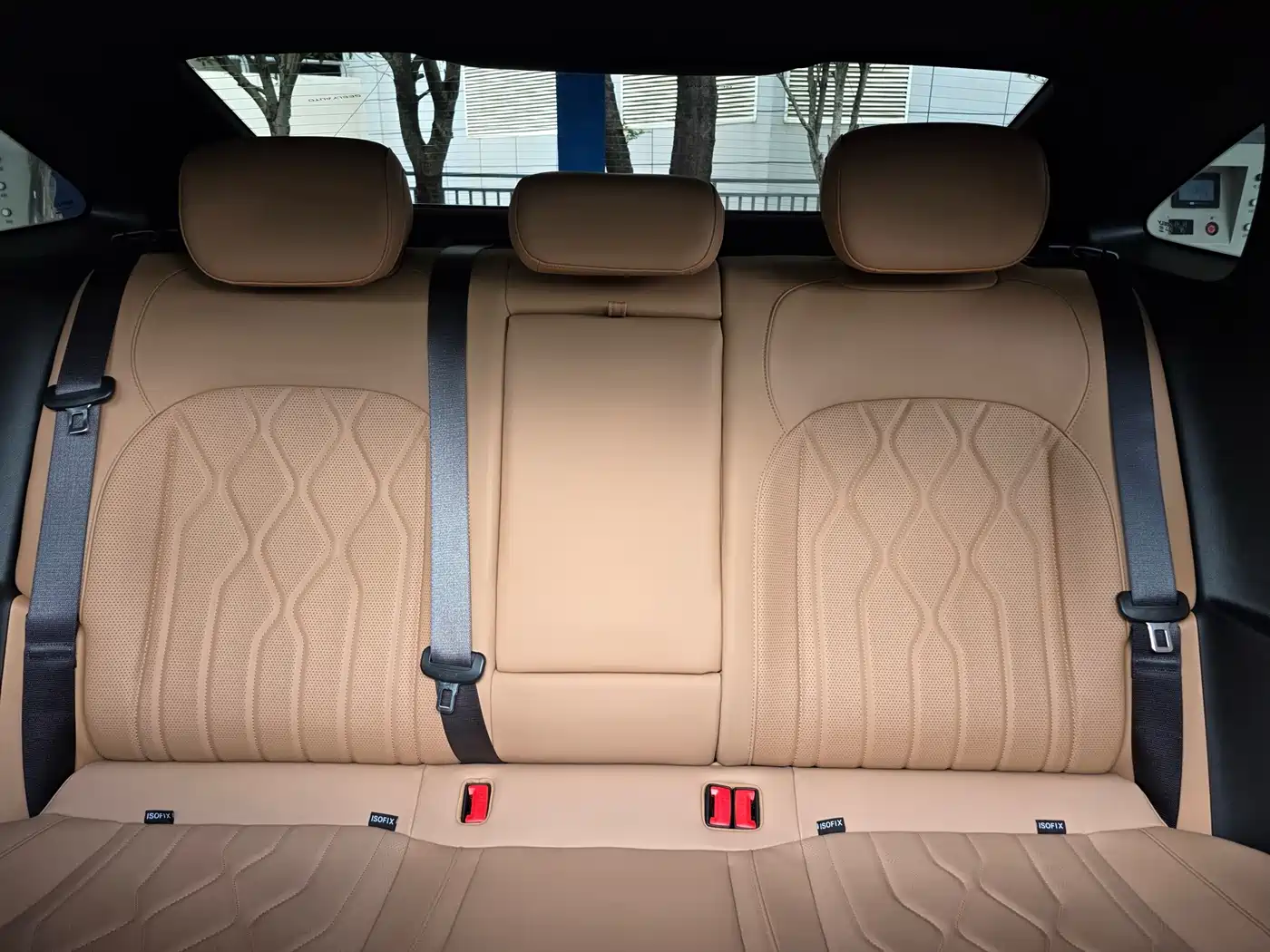 Geely Galaxy Galaxy A7 2025 EM-i фото 4
