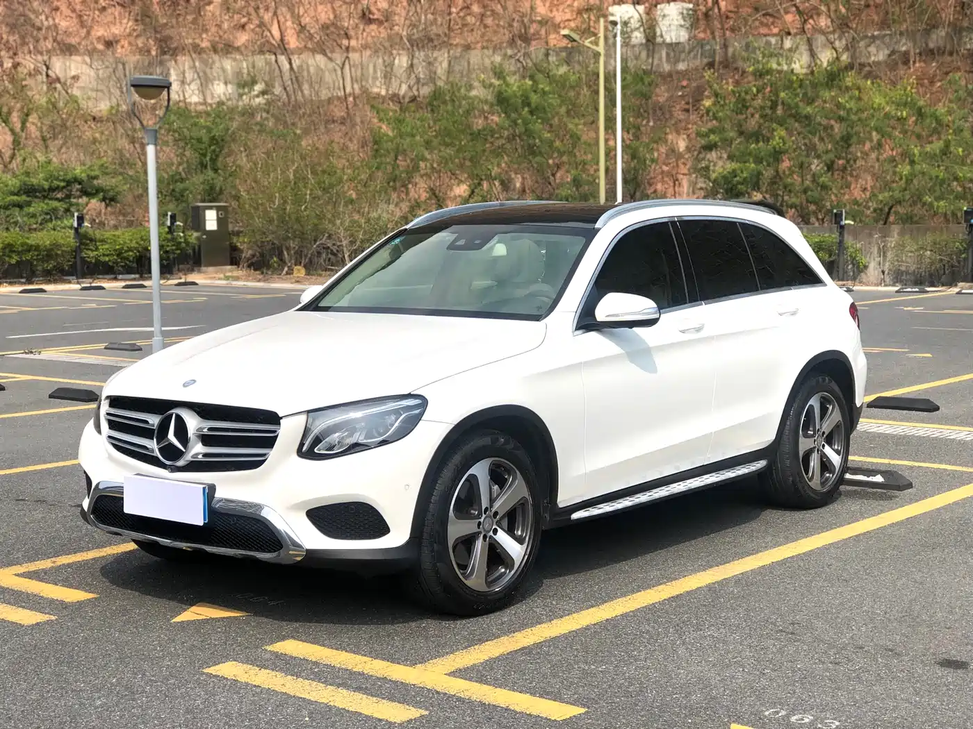 Mercedes-Benz GLC 2016 GLC 260 4MATIC Luxury