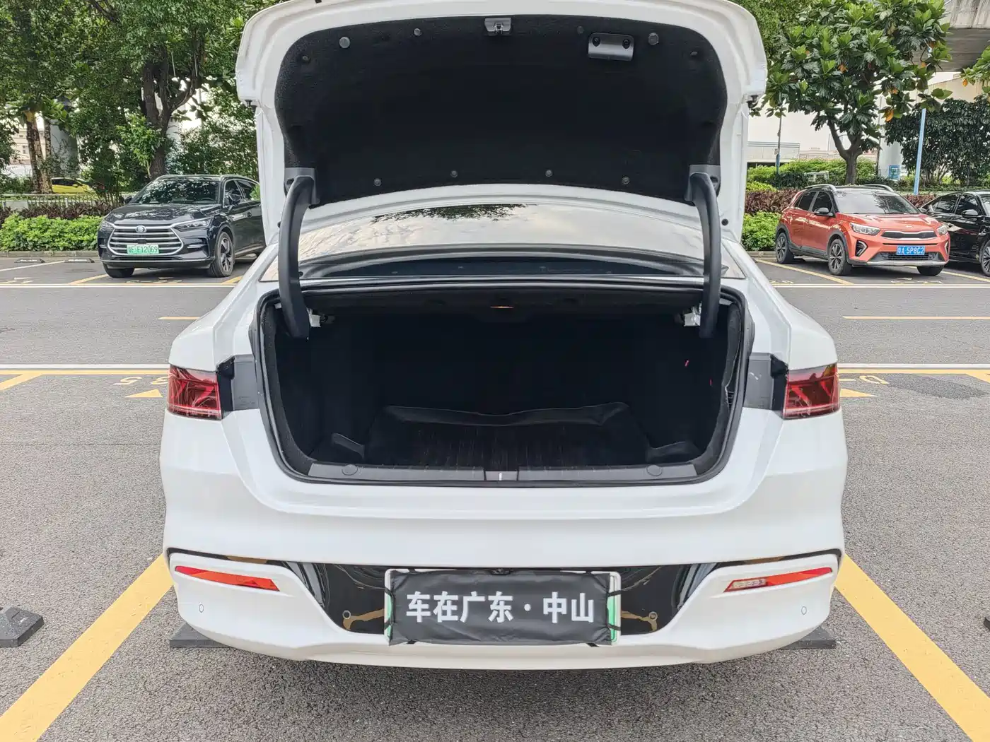 Фото 28 - BYD Qin PLUS