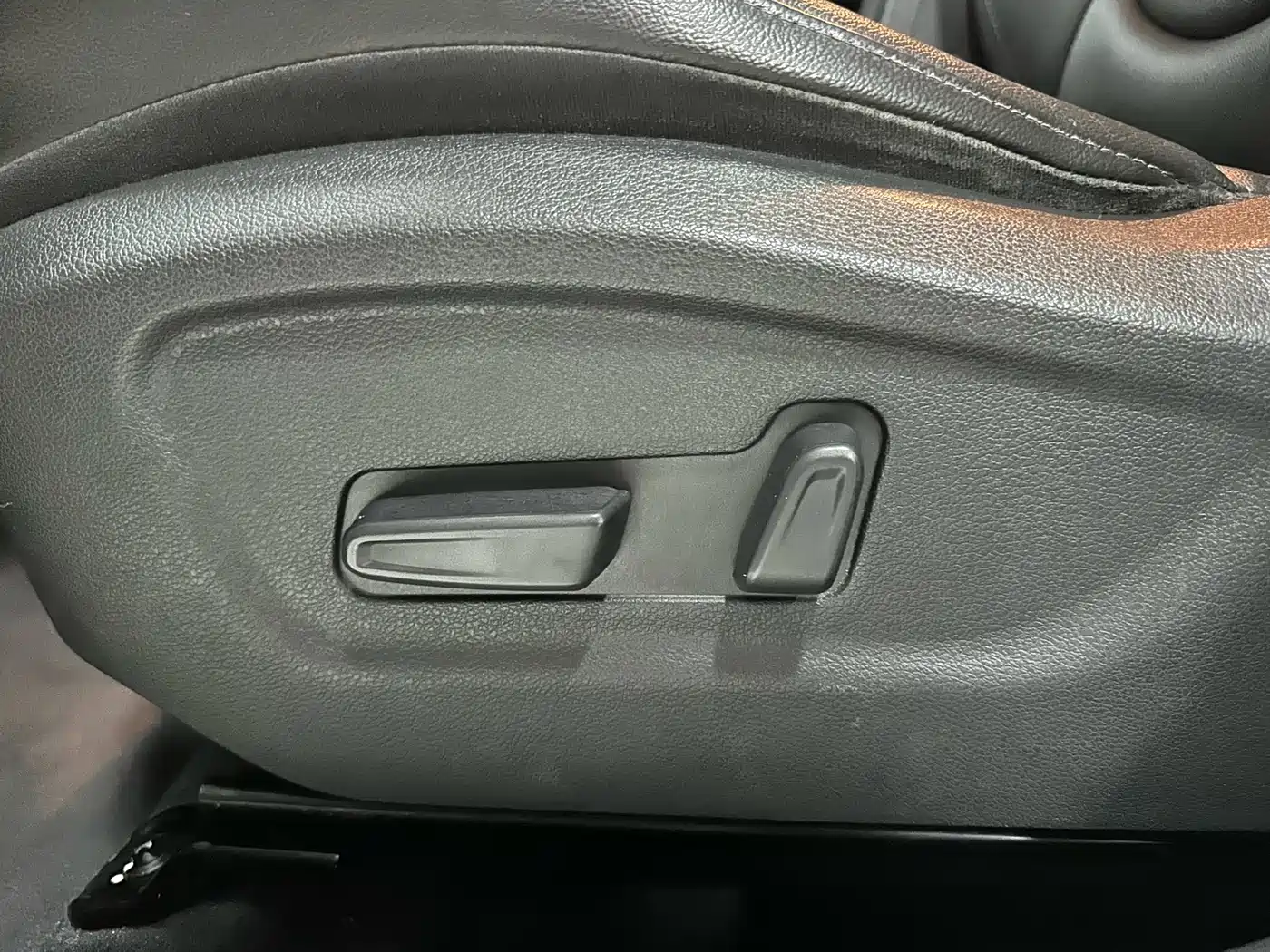 Hyundai Beijing Hyundai ix35 2019 2.0L Automatic 2WD Zhiyong·Smooth Enjoy China VI фото 17
