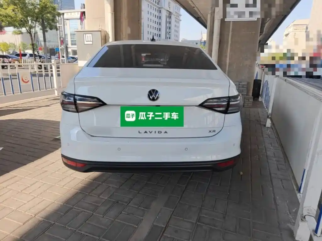 Photo 6 - Volkswagen Lavida