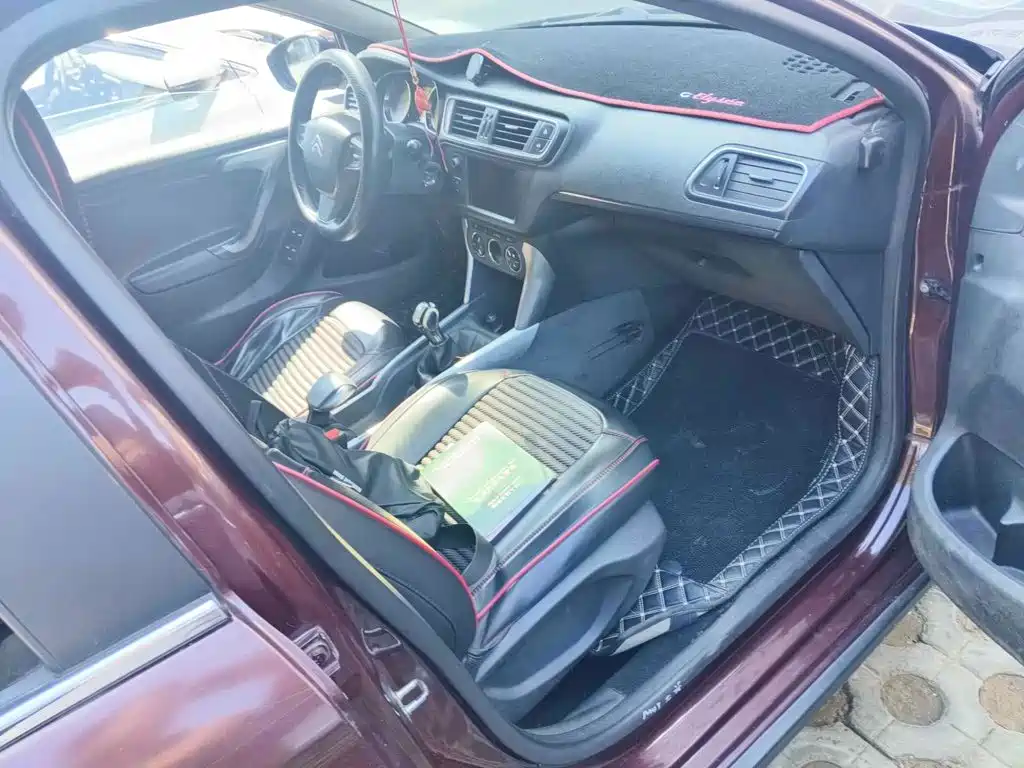 Citroën C3-XR 2016 2015 1.6L Manual Pioneer