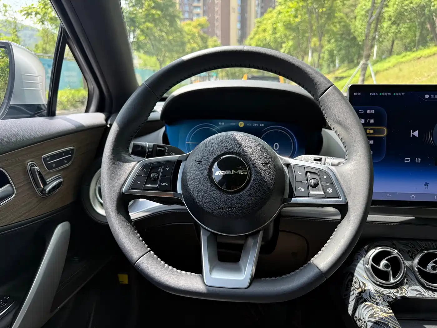 Denza X 2020 Model PHEV Flagship Edition фото 15