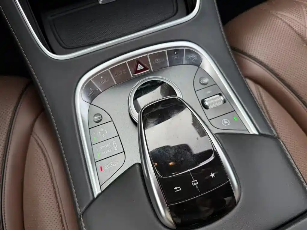 Mercedes-Benz Maybach S-Class 2015 S 500 4MATIC фото 5