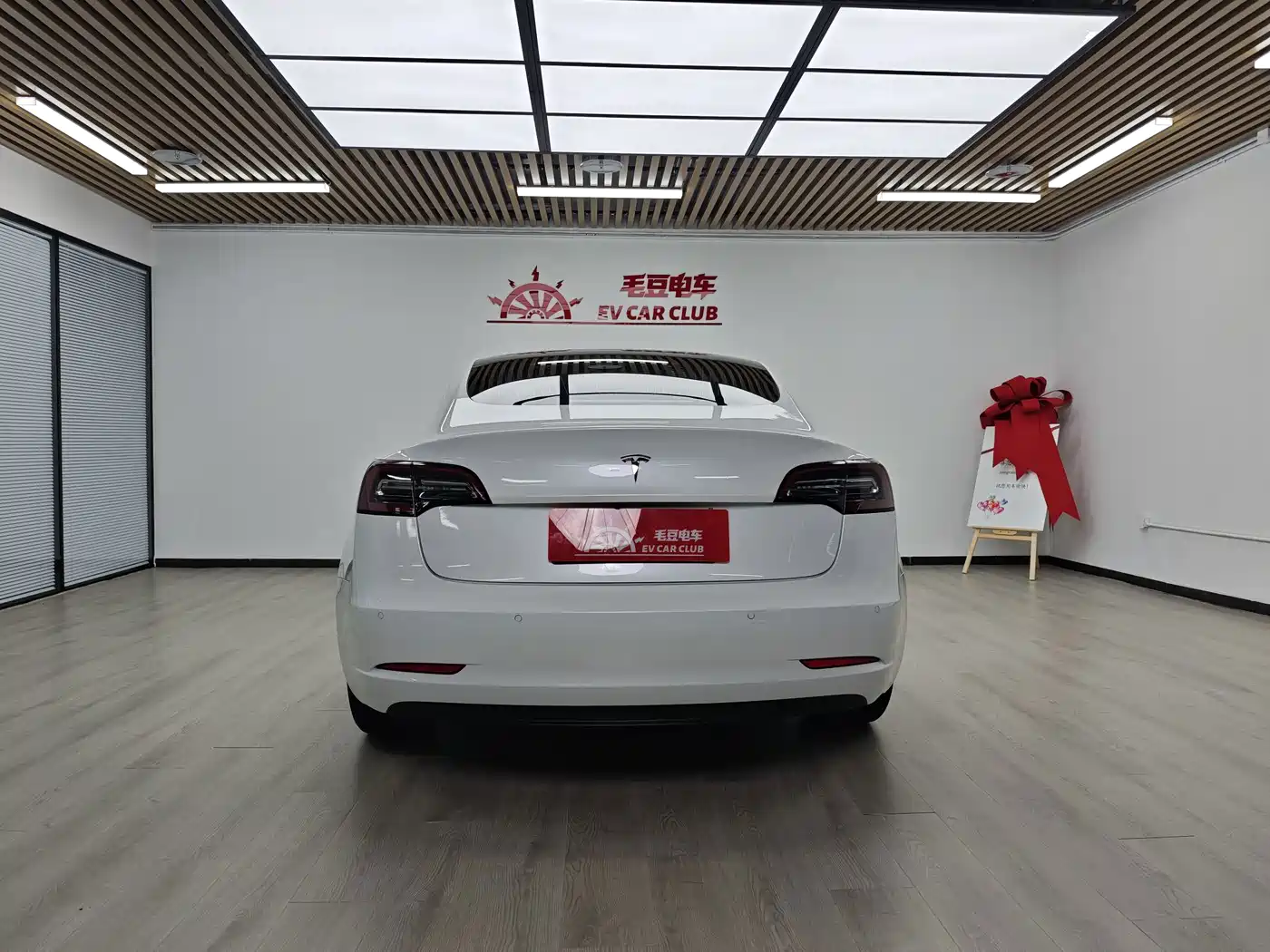 Tesla Model 3 2020 2019 Standard Range Rear-Wheel Drive Upgrade