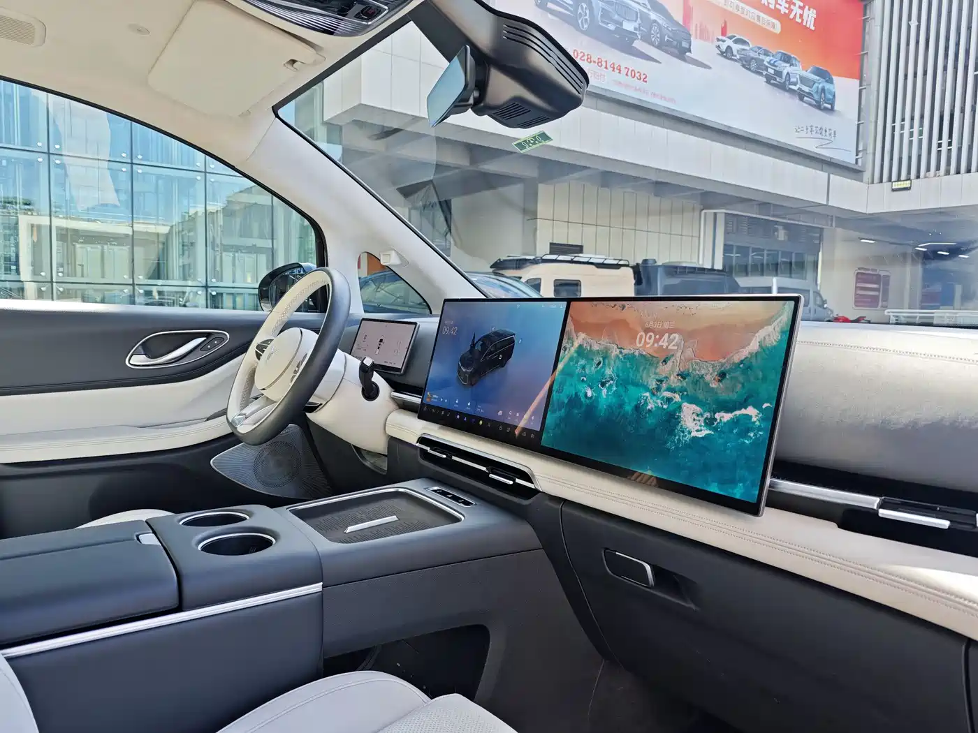 Voyah Auto Voyah Dreamer 2025 PHEV AWD Flagship Kunpeng Edition фото 22