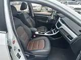 Фото 23 - Geely Vision