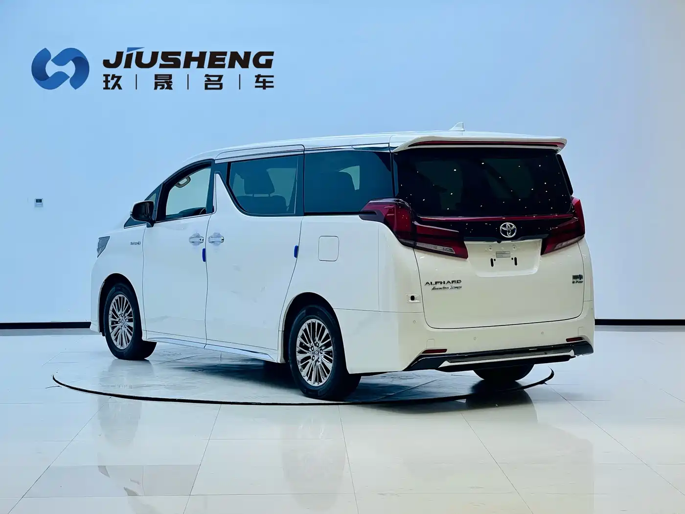 Toyota Alphard 2021 Hybrid 2.5L Luxury фото 4