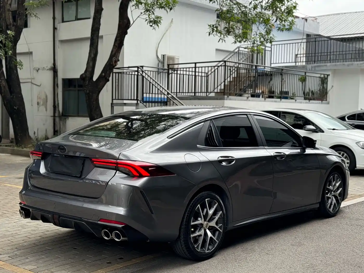 GAC Trumpchi Trumpchi Emkoo 2021 270T DCT J16 Edition фото 13