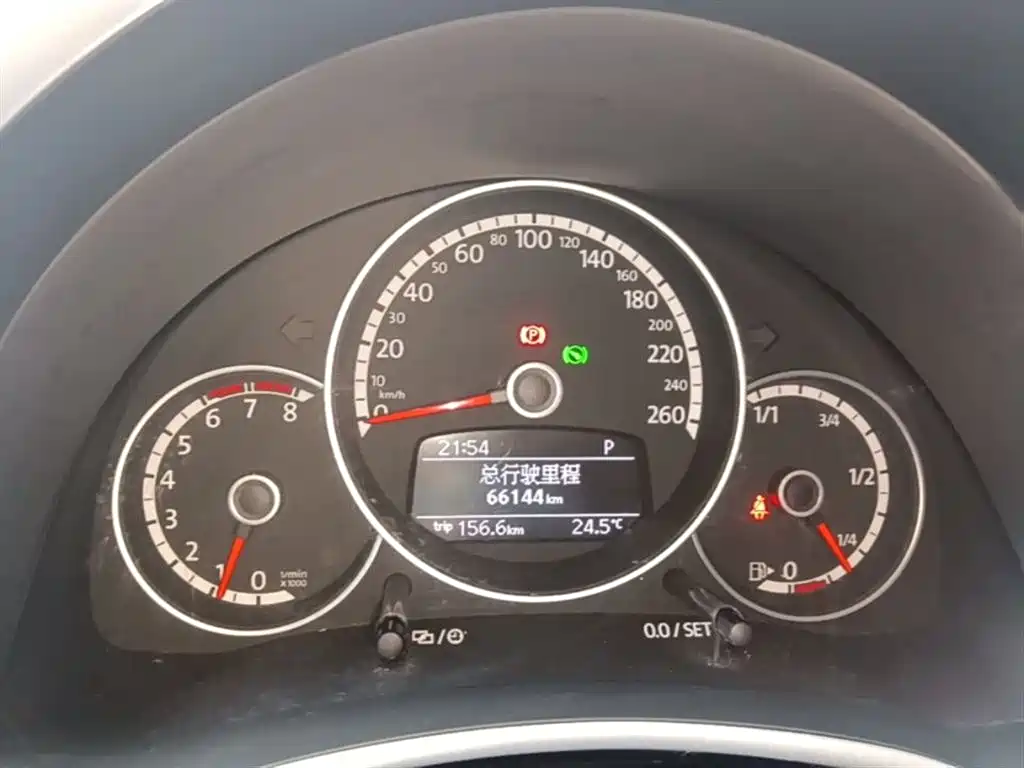 Volkswagen Beetle 2013 2.0TSI Top фото 12