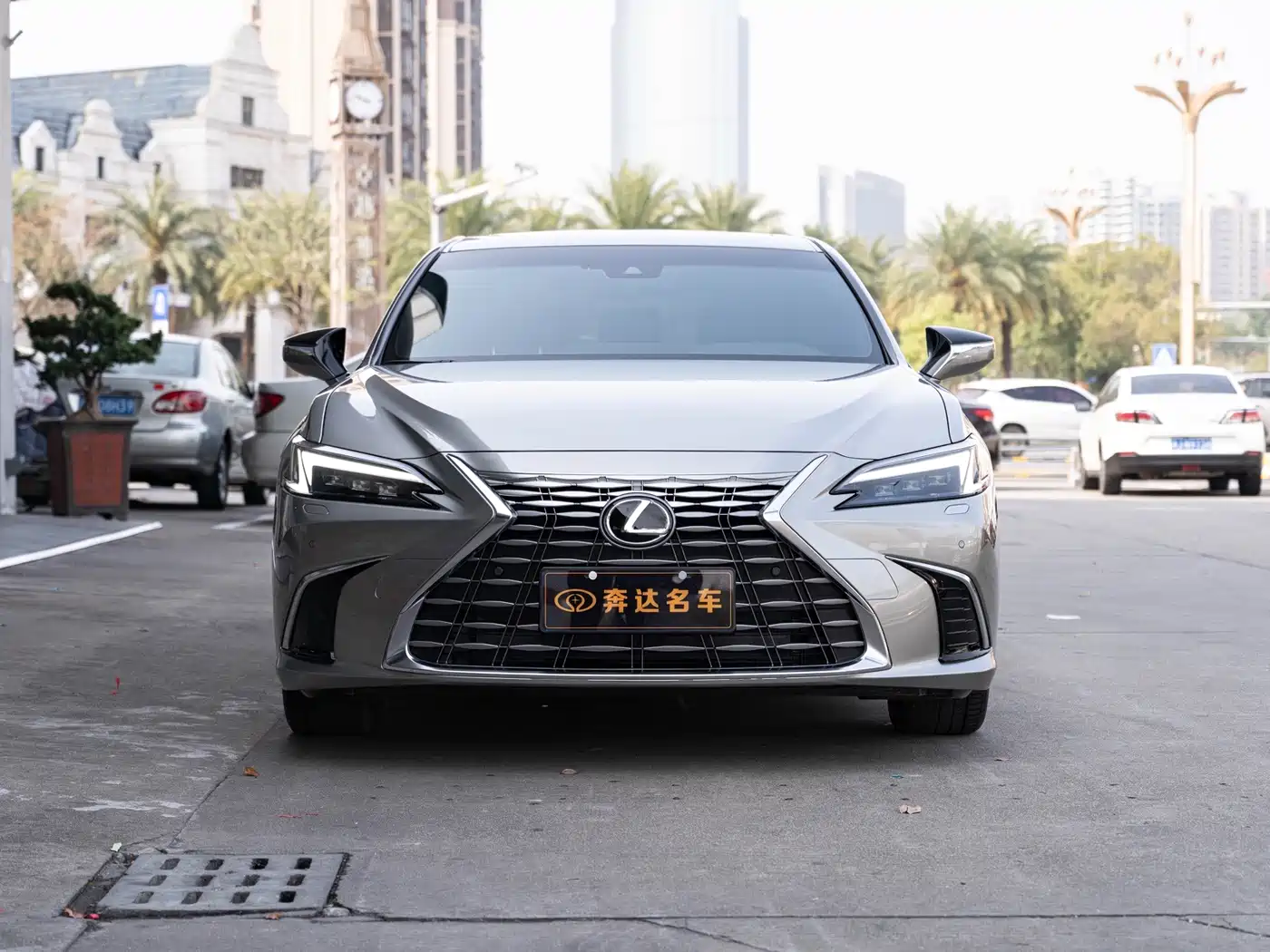 Lexus ES 2026 2025 300h Ultimate Edition
