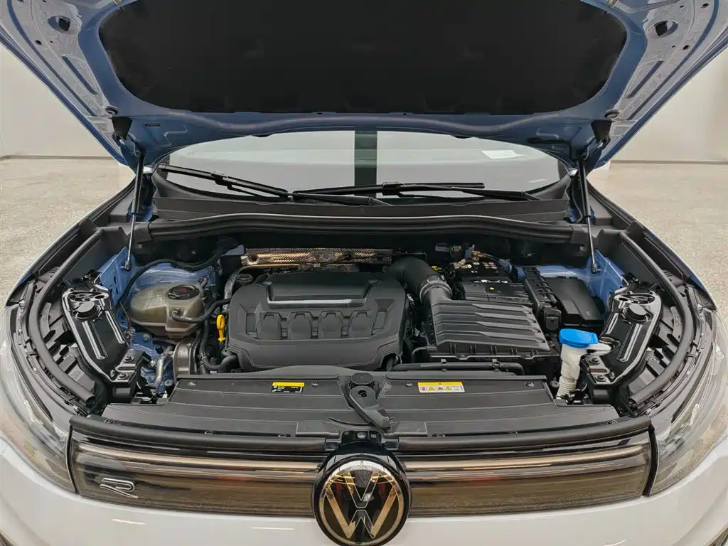 Volkswagen Tiguan L 2024 PRO 380TSI 4WD R-Line Premium Edition фото 15